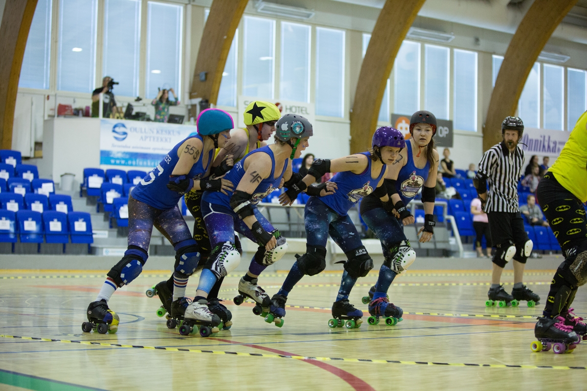 Oululainen Shitty City Rollers on laitettu pystyyn vuonna 2011. Samana vuonna Suomi sijoittui MM-kisoissa viidenneksi ollen Englannin jälkeen toiseksi paras eurooppalainen joukkue.