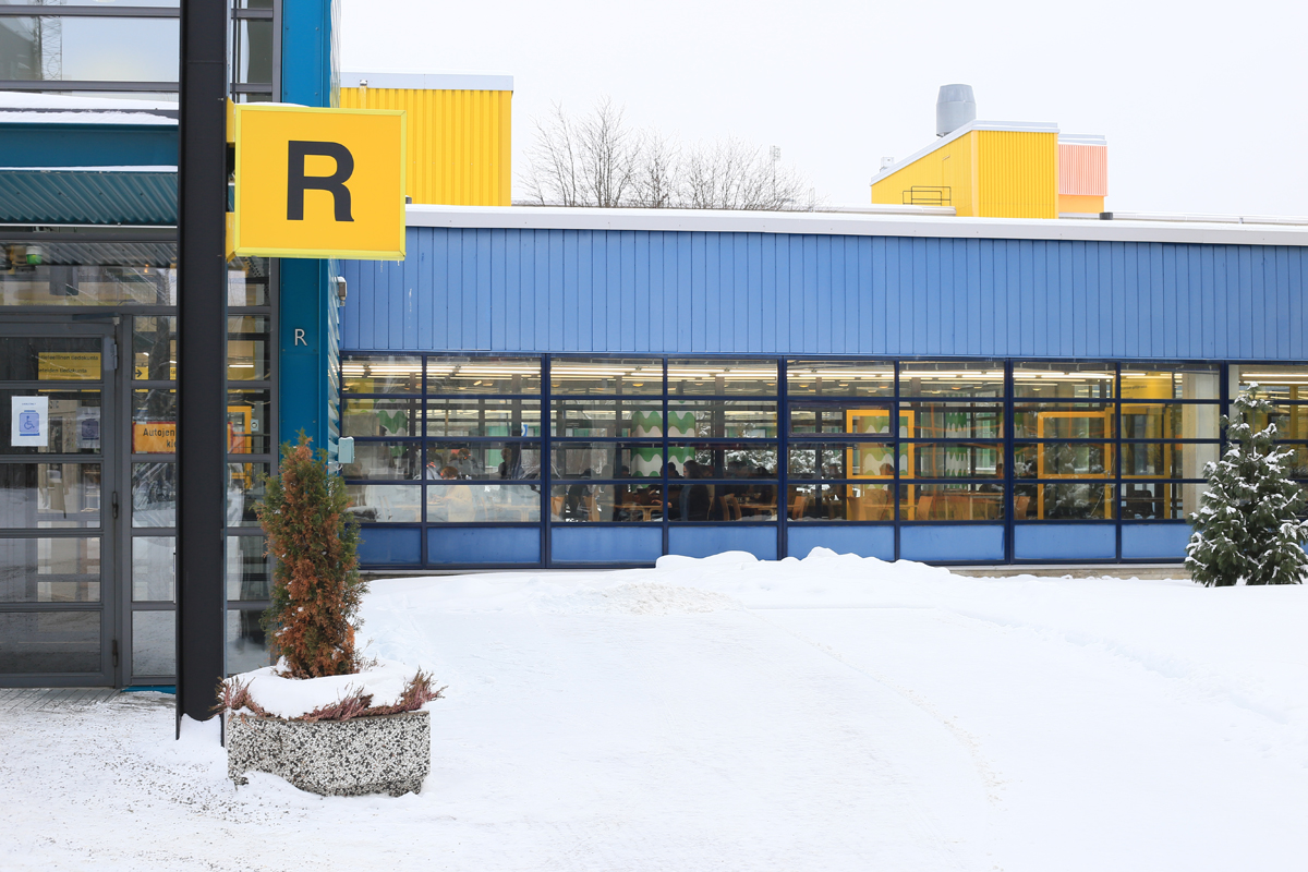 Strategia korostaa yliopiston roolia palvelijana