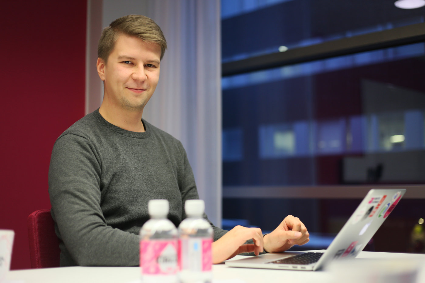 Ammattilainen osaa tulkita koodien lisäksi asiakasta