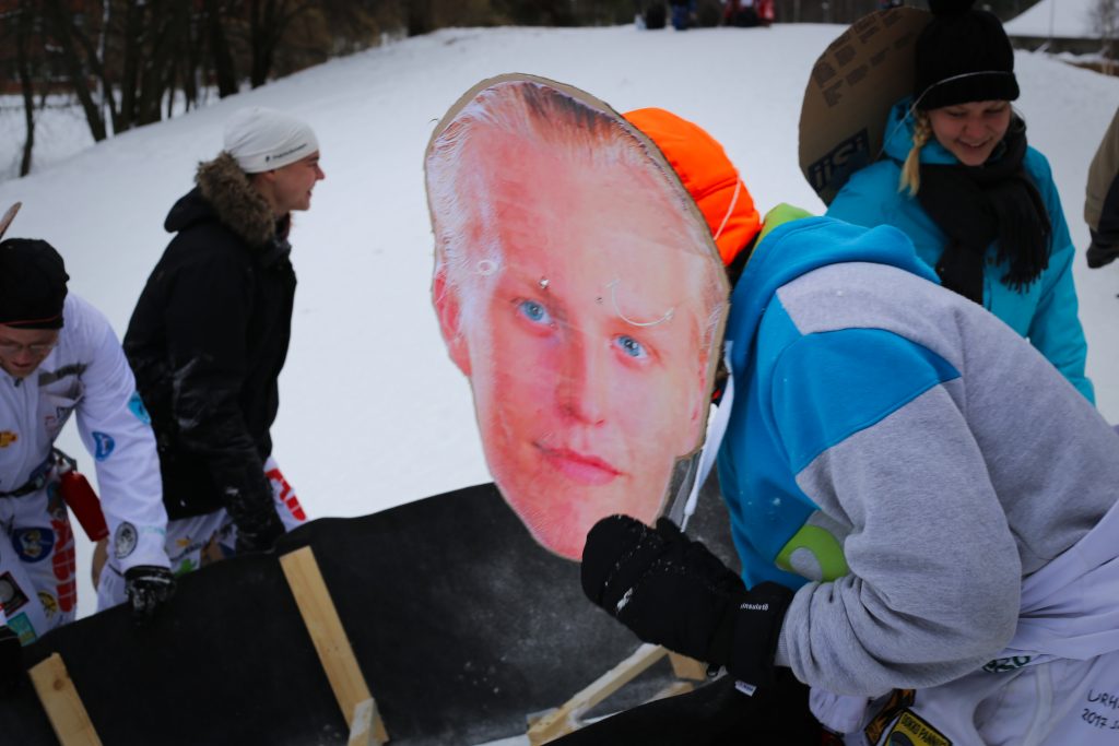 Oulun ylioppilaslehti 2017.