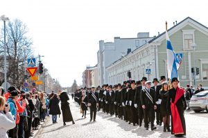 Oulun ylioppilaslehti 2017.