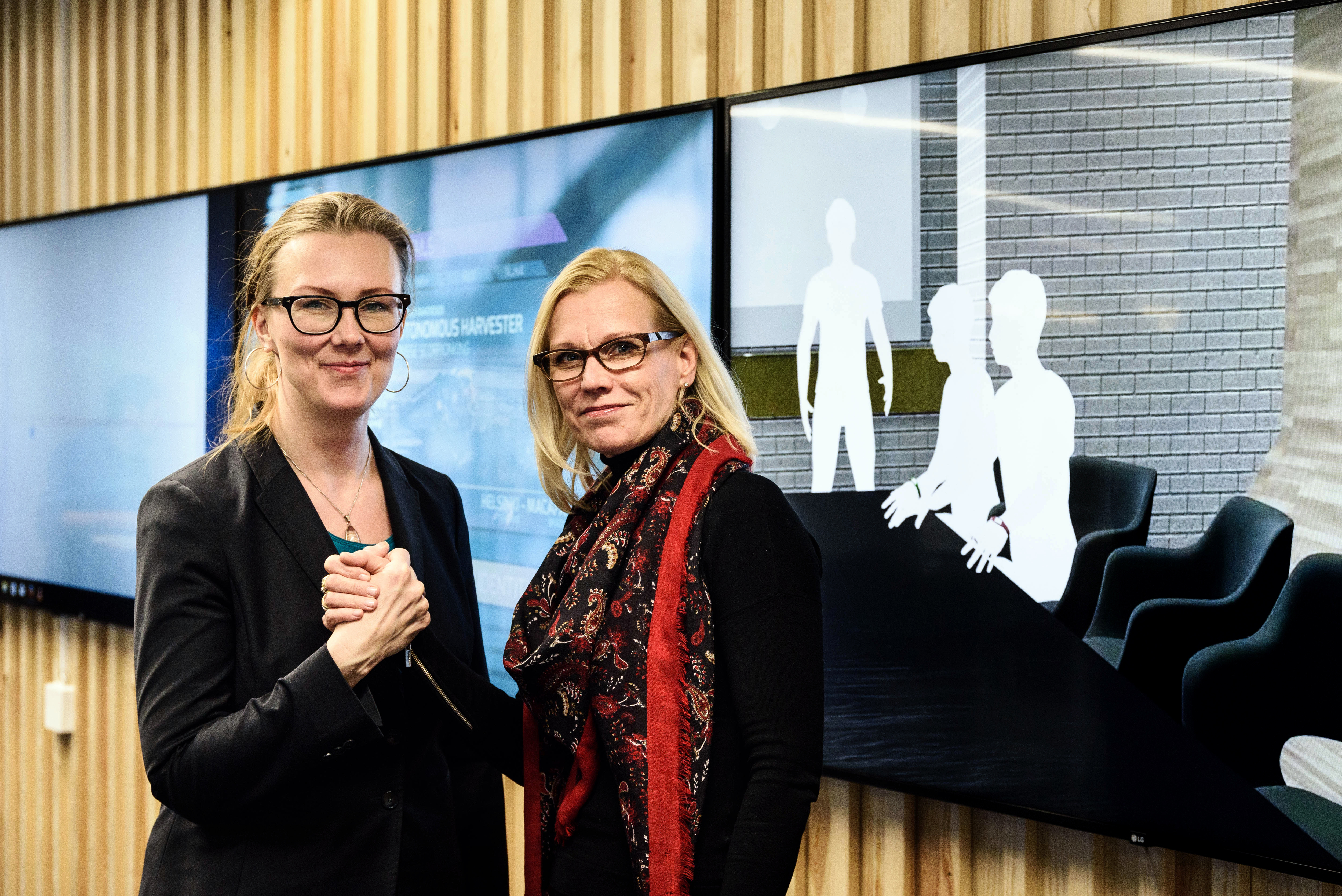 Sanna tietää miten ihminen oppii, Susannan käsissä data taipuu tiedoksi − Molemmat ovat vaihtoehtoja Eskolle