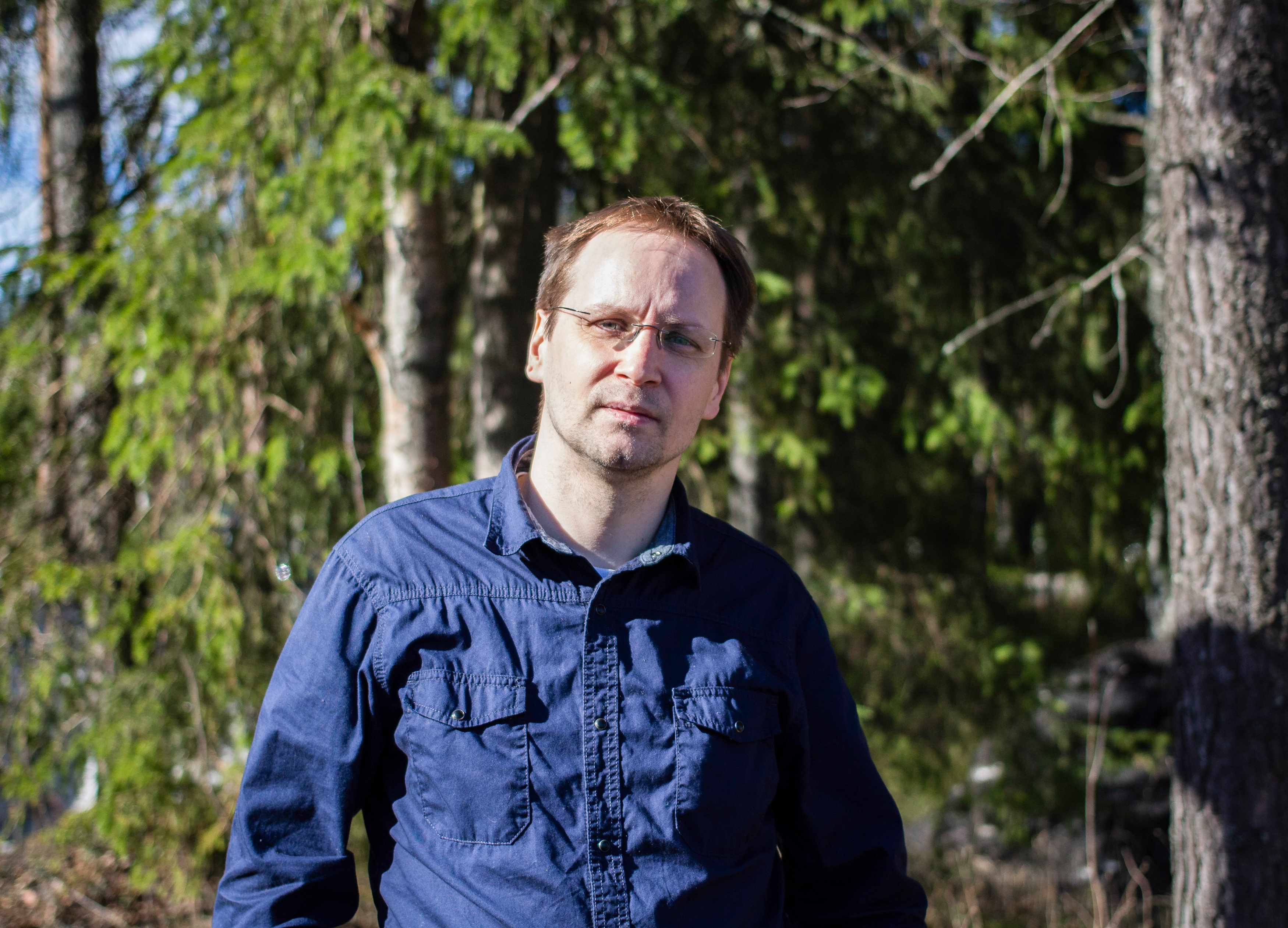 Ekologian ja genetiikan yksikössä työskentelevä yli-intententti Marko Mutanen pitää suomen kieltä arvossaan. Vuoden Tiedekynä -palkintoehdokas muistuttaa, että esimerkiksi nimistön suhteen biologian saralla on paljon tehtävää.