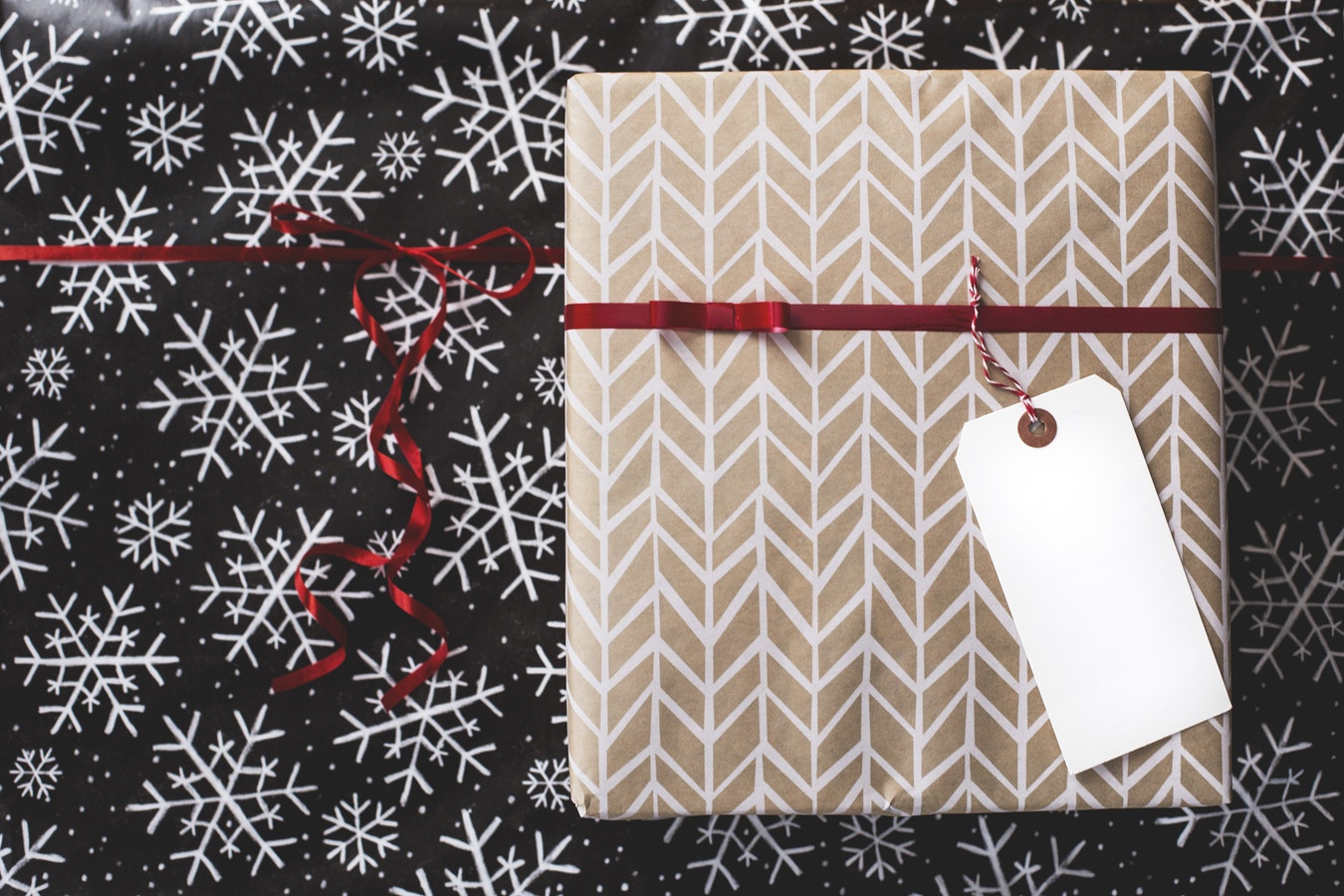 When you've gotten that perfect present for your loved one, next challenge is gift wrapping. Pic: Unsplash.com