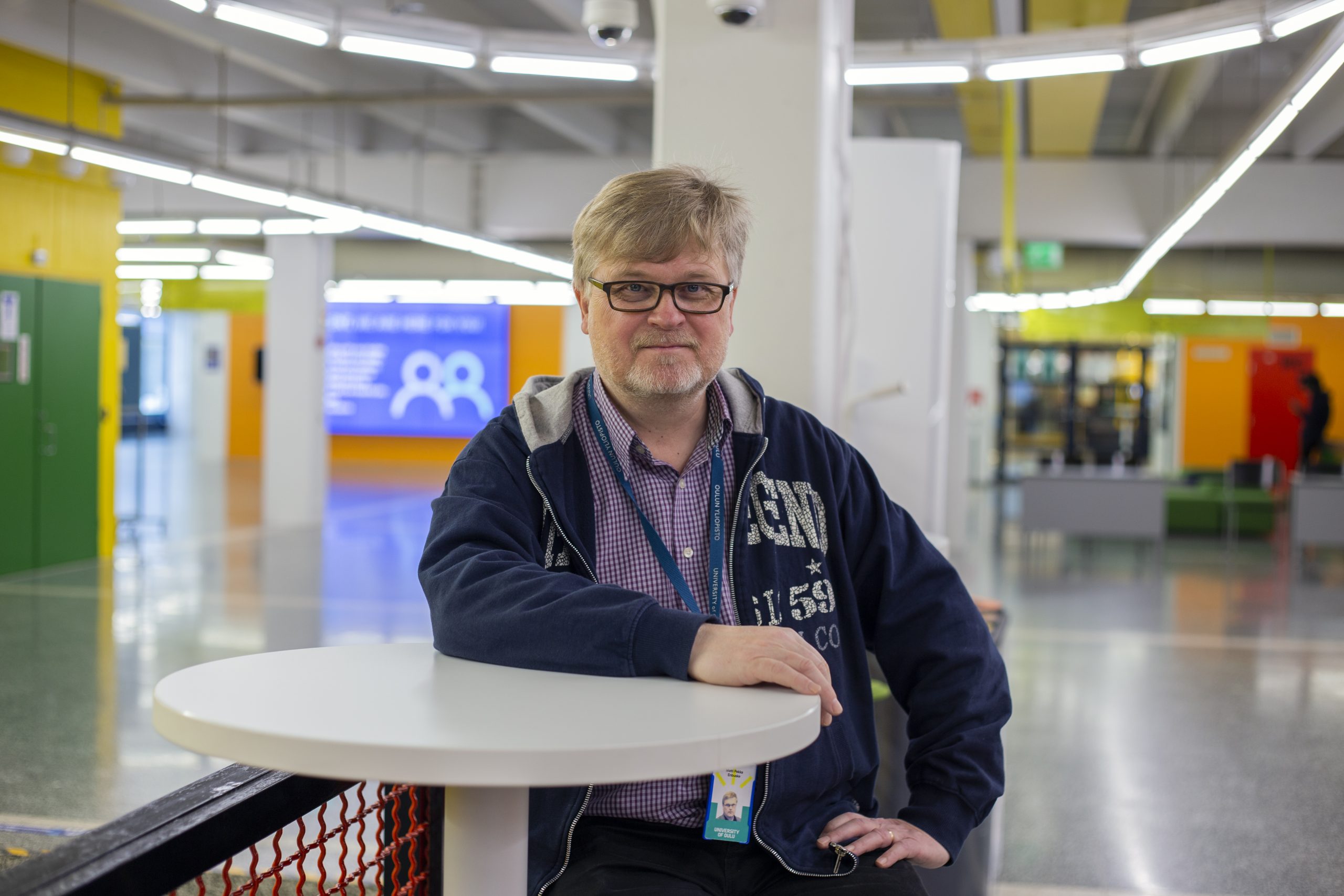 Humanistisen tiedekunnan uusi koulutusdekaani Matti Enbuske haluaa säilyttää tiedekunnan vetovoimaisuuden ja yhteistyöhaluisen ilmapiirin